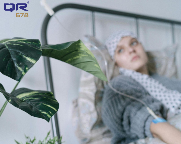 How to Reduce Hair Loss During Chemotherapy Naturally